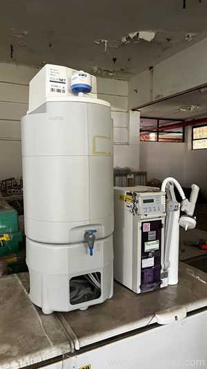 Millipore Gradient A10 Water Purification System with Millipore Automatic Sanitization Module