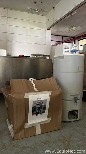 Millipore Gradient A10 Water Purification System with Millipore Automatic Sanitization Module