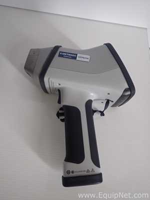 Hitachi X-MET8000 Optimum Handheld XRF Analyzer