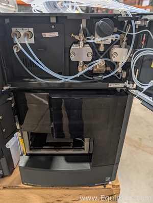 Shimadzu LCMS-2050 Single Quadrupole High-Performance Liquid Chromatograph Mass Spectrometer