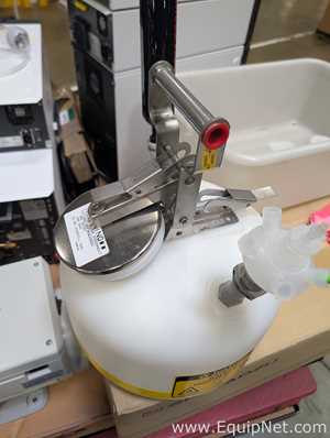 Shimadzu LCMS-2050 Single Quadrupole High-Performance Liquid Chromatograph Mass Spectrometer