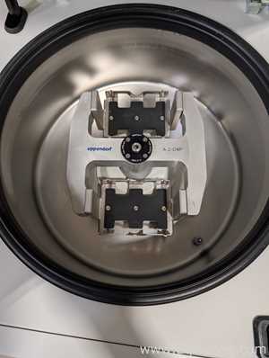 Eppendorf 5811F Laboratory Centrifuge