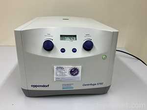 Eppendorf 5702 Laboratory Centrifuge
