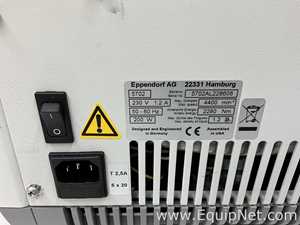 Eppendorf 5702 Laboratory Centrifuge
