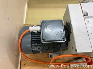 Bomba a Vácuo Leybold TRIVAC D40B