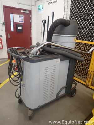 Nilfisk T22 Plus Industrial Vacuum Cleaner