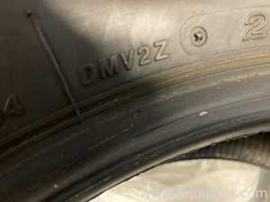 Lot of 4 Unused Bridgestone Blizzak DMV2Z Winter Tires