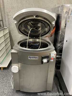 Systec VX-120 Vertical Floor-Standing Autoclave