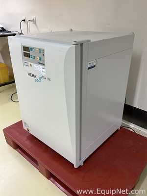 Kendro Laboratory Products Sorvall Heraeus HERAcell CO2 Incubator