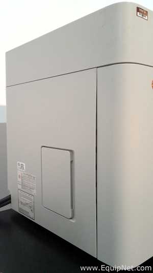 BD Biosciences FACSLyric Flow Cytometer with BD FACS Universal Loader