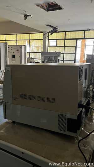 Sistema HPLC Waters Modular com Detector UV e Gradiente Binário
