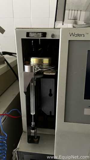 Sistema HPLC Waters Modular com Detector UV e Gradiente Binário