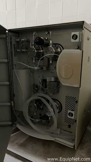 Sistema HPLC Waters Modular com Detector UV e Gradiente Binário