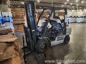 Nissan MUG1F2A25LV Forklift