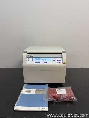 Centrífuga para laboratorio Thermo Fisher Scientific AccuSpin 24C