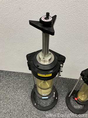 Millipore Vantage 250/500 and 150/500 Chromatography Columns