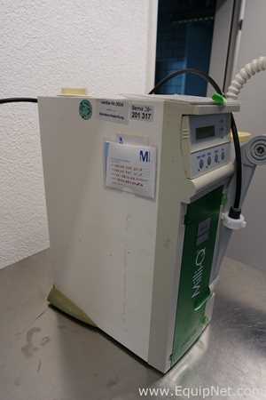 Sistema de Purificação e Destilação de Água Millipore Milli-Q Biocel