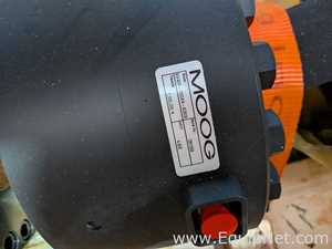 Atuador Moog Inc. SWA40M-1000kN-BD509. Sem Uso
