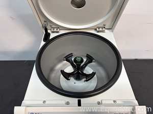Centrífuga para laboratorio Thermo Fisher Scientific AccuSpin 24C