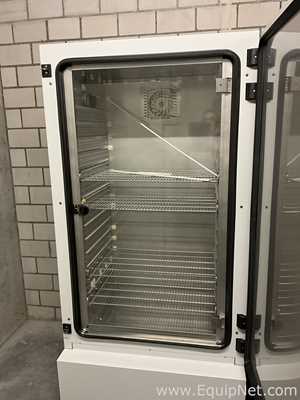 Binder KB 400 Cooling Incubator
