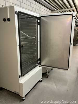 Binder KB 400 Cooling Incubator