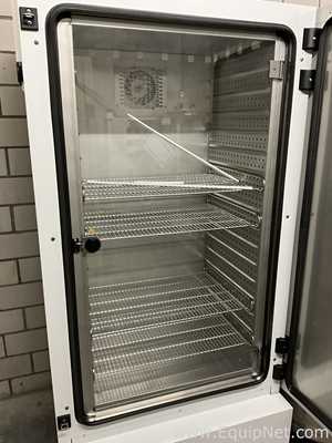 Binder KB 400 Cooling Incubator