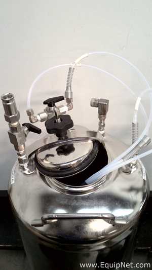 Lot of 2 Apache Stainless Equipment Stainless Steel Pressure Vessels