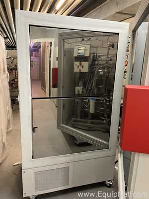 Freezer Binder UFV700