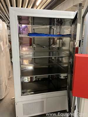 Freezer Binder UFV700