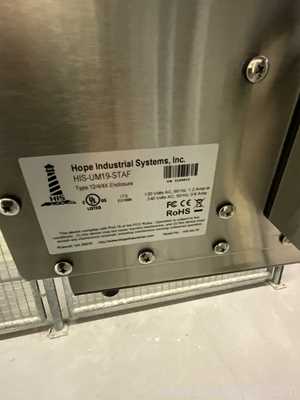 Finesse Solutions, Inc. TruViu Bioreactor with Hope Industrial Systems HIS-UM19-STAF LCD Monitor