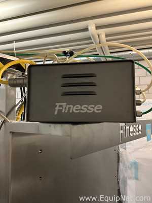 Finesse Solutions, Inc. TruViu Bioreactor with Hope Industrial Systems HIS-UM19-STAF LCD Monitor