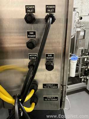 Finesse Solutions, Inc. TruViu Bioreactor with Hope Industrial Systems HIS-UM19-STAF LCD Monitor