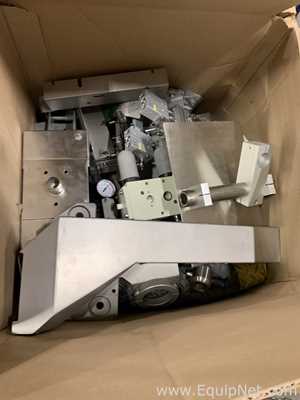 Linha de Envase de Bisnagas IWK Verpackungstechnik GmbH 2843439