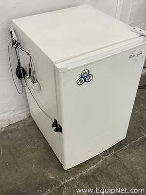 Sanyo HF-5017 Refrigerator