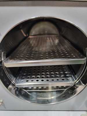 Tuttnauer  3870E Autoclave Steam Sterilizer