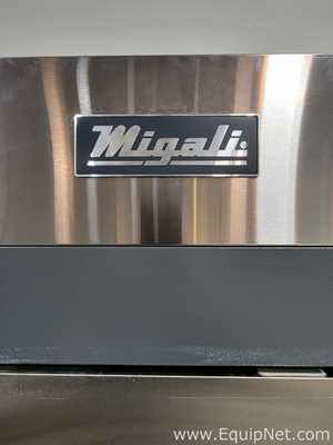 Migali Industries Inc. C-2R-HC Refrigerator