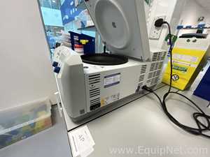 Centrífuga para Laboratórios Eppendorf 5430 R