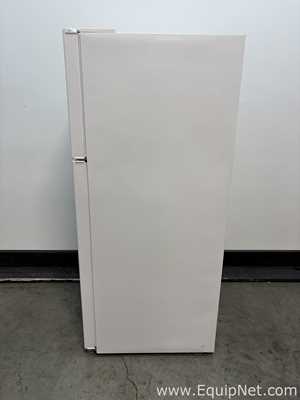 Thermo Scientific GTTSV18CPSA General-Purpose Laboratory Refrigerator/Freezer Combination Unit