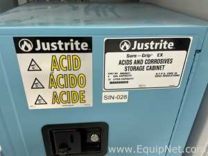 Justrite 15 Litre Hazardous Chemical Storage Cabinet