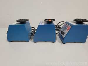 Lote de 3 Agitador Scientific Industries, Inc. Vortex Genie 2