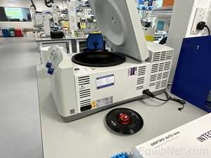 Eppendorf 5430 R Refrigerated Laboratory Centrifuge