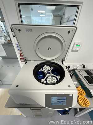 Eppendorf 5910Ri Refrigerated Laboratory Centrifuge