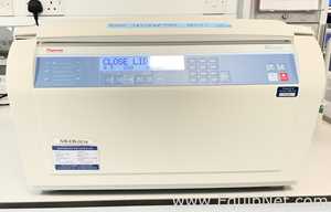 Thermo Fisher Scientific Heraeus Multifuge X3 Laboratory Centrifuge