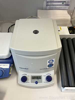 Eppendorf Centrifuge 5415 D Labatory Centrifuge