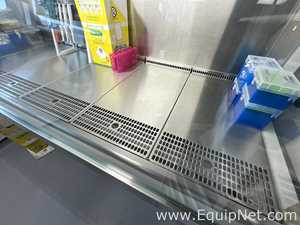 Thermo Scientific Herasafe 2025 1.8 Class II Biological Safety Cabinet