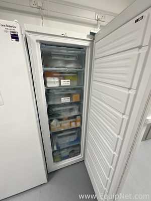 Congelador BioCold Scientific Inc. BIO270FZSS.  235 Litros