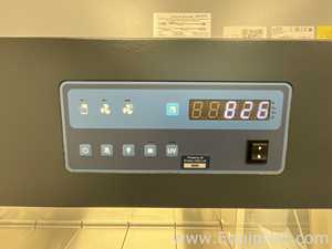 Thermo Scientific Herasafe 2025 1.5 Class II Biological Safety Cabinet