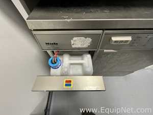Lavadora para Laboratórios/Peça Miele G7783CD