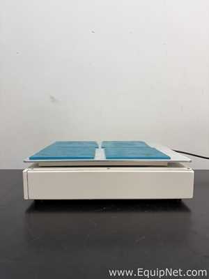 Thermo Scientific 88881101 MaxQ 2000 CO2 Plus Benchtop Orbital Shaker