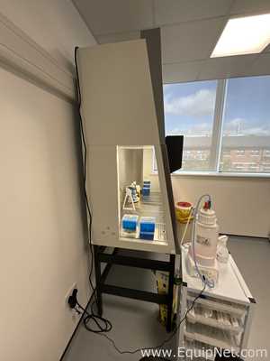 Thermo Scientific Herasafe 2025 1.5 Class II Biological Safety Cabinet